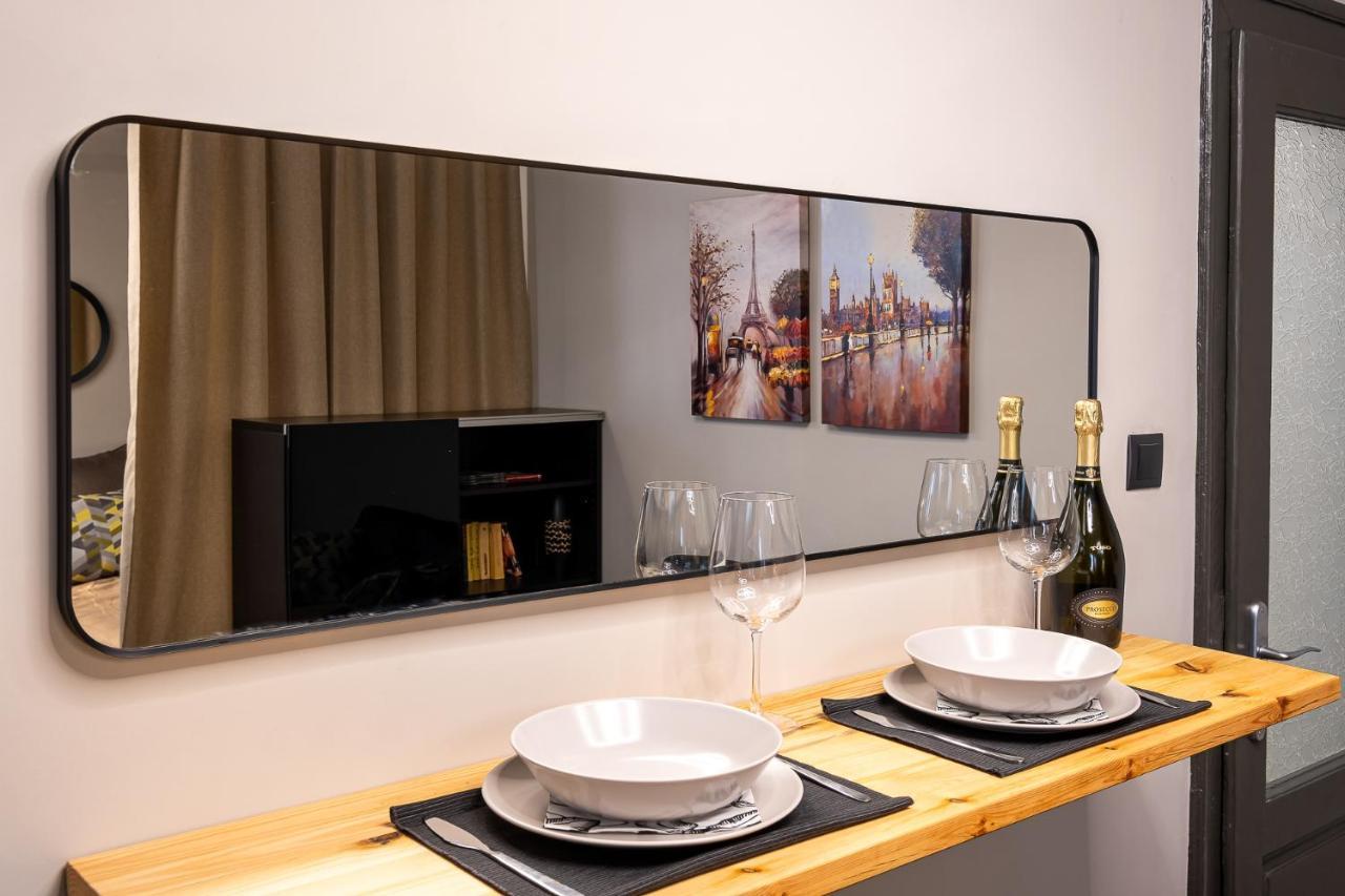 Bohemia - New Apartment With Stylish Design София Экстерьер фото